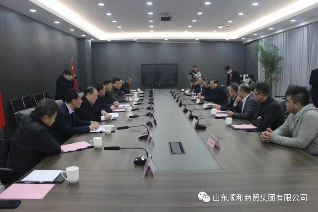 沂南縣考察團蒞臨順和直播電商科技產業(yè)園參觀調研